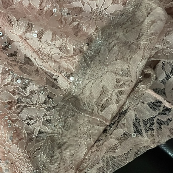 Gorgeous Peach color prom dress. - Picture 12 of 14